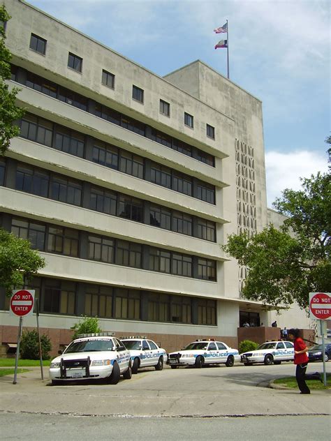 (832) 394-4700. . Houston police substation